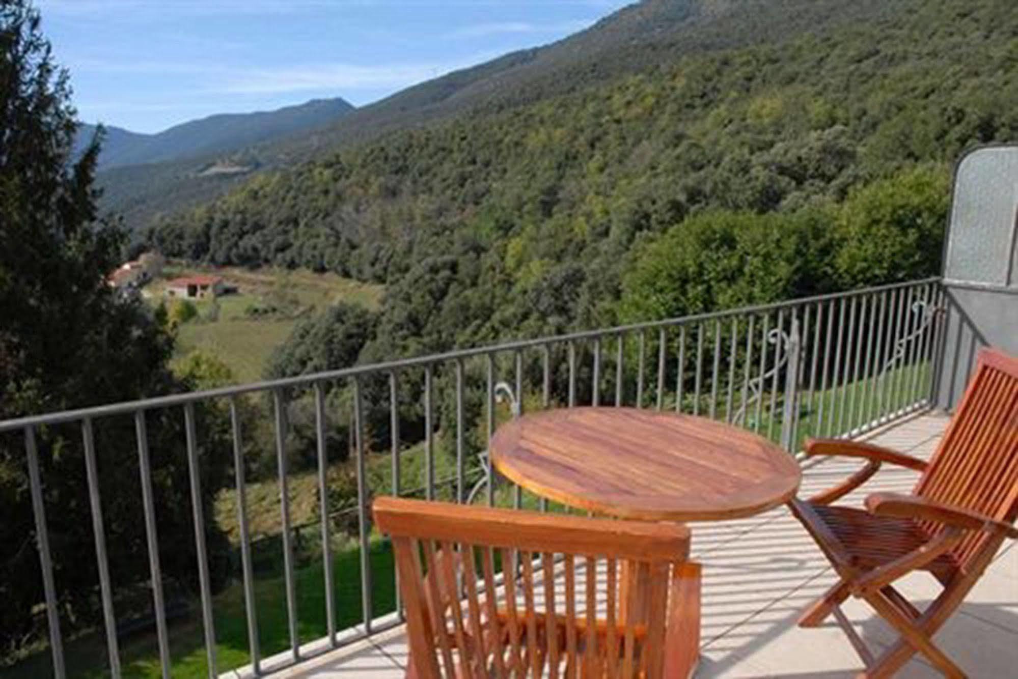 Husa Sant Bernat Montseny Exterior foto